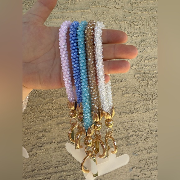 Multifaceted Crystal Flower Charm Phone Key Chain - Picture 5 of 5